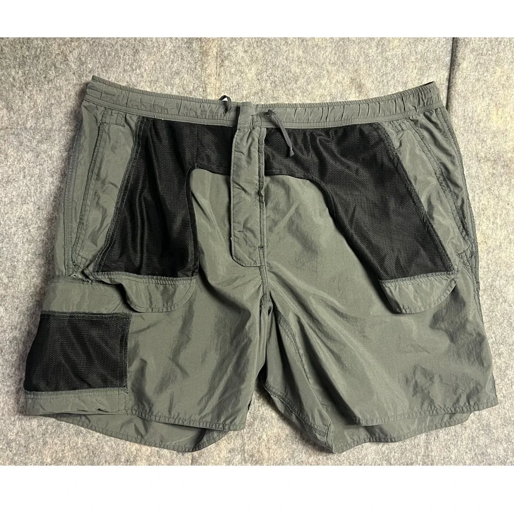 The North Face Cargo Swim Shorts XL Gray Nylon Quick Dry Zip Pocket Hiking Beach